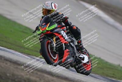 media/Nov-29-2025-TrackDaz (Sat) [[10ae2d9bce]]/B Group/Session 3 (Outside Grapevine)/